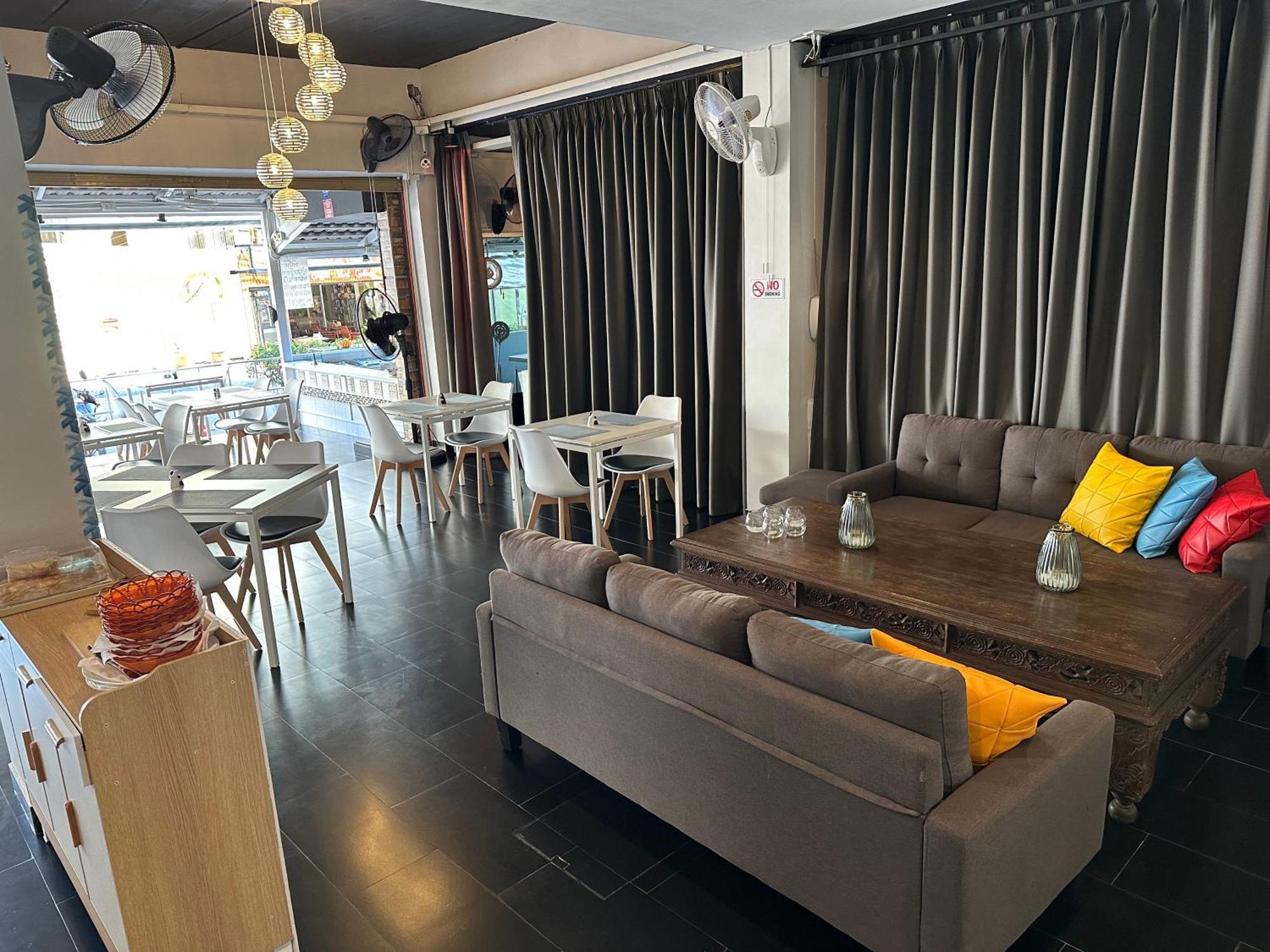 Lotus Art Guesthouse Паттайя Экстерьер фото