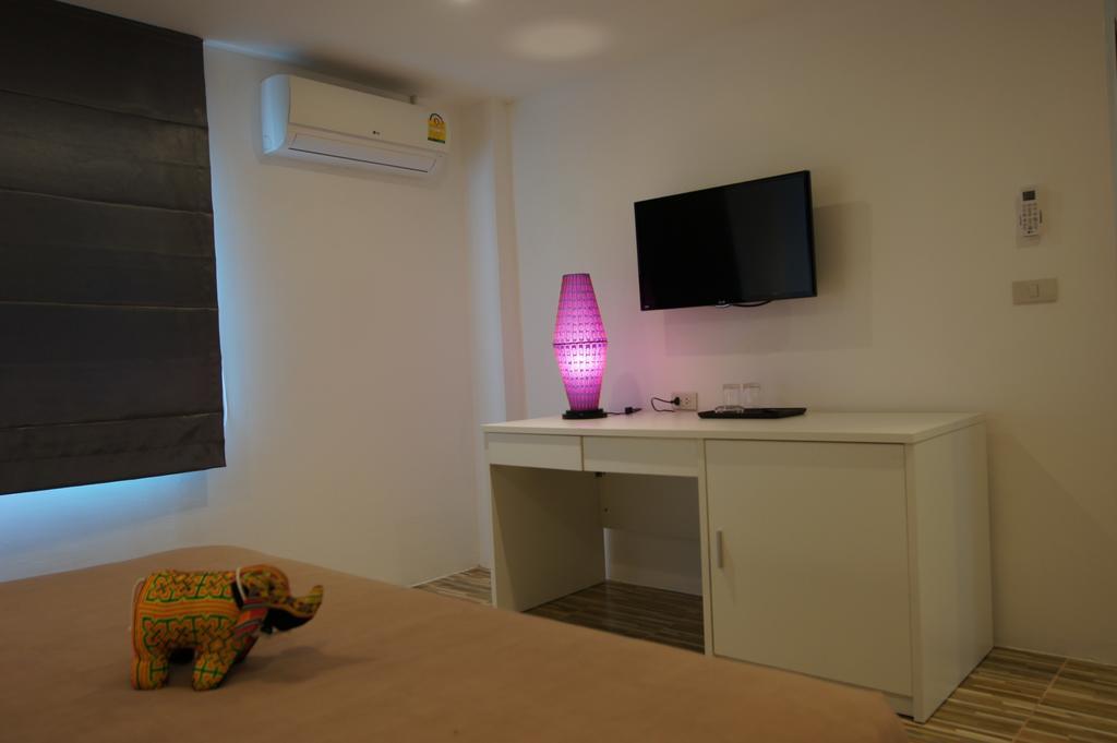 Lotus Art Guesthouse Паттайя Экстерьер фото
